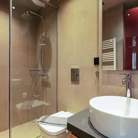 Plaza Collection Otel *