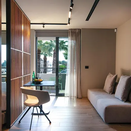 Otel Plaza Collection Souda